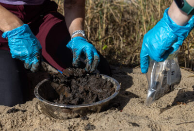The “Clean Air” team took sediment samples from the bottom of the Kakhovsky Reservoir near Zaporizhzhia for the second time